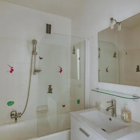 Large Studio With Balcony In * Cannes